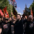 Nema neutralnih u zahuktalom vozu