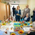 Đurđević Stamenkovski obišla Gerontološki centar i najavila veće zarade u socijalnoj zaštiti