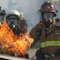 Grčka: Požar izbio u Aleksandropolisu, gore stari vagoni