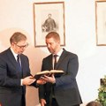 SNS Kragujevac: Osuđujemo pretnje prema predsedniku Vučiću