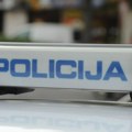 Telo mlade žene pronađeno kod jedne zgrade u Pleternici: Na licu mesta policija i hitna