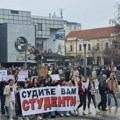 Osmi protest u organizaciji prosvetnih radnika obeležila je pesma đaka i studenata!