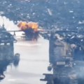 Rusi nastavljaju udare na most u Hersonu, Ukrajincima pada poslednja linija snabdevanja (video)