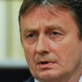 Vučić o stanju ministra Glišića: Mnogo je bolje nego pre dan i po, govori i pomera desnu ruku i nogu