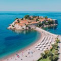 Pet godina kasnije otvara se Sveti Stefan: Meštanima nova prava, pominje se i Novak Đoković