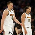 Jokića i ekipu kao da je neko prokleo! Loše vesti stižu iz Denvera: Povreda je ozbiljnija nego što se mislilo - još šest…