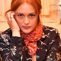 Од прања чаша до великих улога: глумица је због неуспеха плакала данима, а са последњих 100 евра у џепу ризиковала све