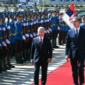 Himne, garda i crveni tepih: Vučić dočekao predsednika Uzbekistana Šavkata Mirzijojeva ispred Palate "Srbija" (video)