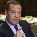 Медведев упозорио учеснике самита у Швајцарској: То ће утицати на односе са Русијом