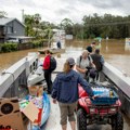 Australija: u poplavama stradalo petoro ljudi, poplavljeno 10.000 privatnih poseda