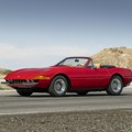 Retki Ferrari iz sedamdesetih, poput onog iz Poroka Majamija prodaje se za 1,85 miliona funti