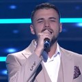 Pevač dobio 7 glasova u "Zvezdama Granda", pa na sceni dobio ponudu za posao: "Ako propadneš kao pevač…“