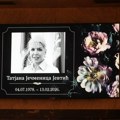 Sestra jeca u suzama, niko ne može da veruje da je Taša poginula: Tuga i šok na komemoraciji Tatjane Ječmenice