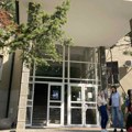 Policija noćas upala na Medicinski: Kakvo je sada stanje kod fakulteta? (FOTO)