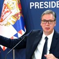 Vučić predstavio niže cene lekova: Država preuzima deo troškova, širi se lista terapija na recept