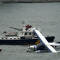 Avion se srušio u Ist River; Čulo se "mejdej, mejdej" FOTO/VIDEO