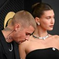 Hejli Biber pozirala potpuno naga, a pričala je nešto drugo: "Nikada ne bih želela da se fotografišem gola"