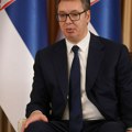 Vučić stiže u Novi Sad, na mesto tragedije dolaze i Vučević i Dačić