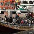 Oko 670 migranata iz Afrike stiglo u Italiju u roku od 10 sati