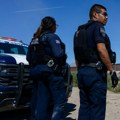 Tramp naložio da se "pauzira" sa hapšenjima migranata po hotelima i restoranima