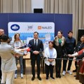 Mali uručio ključeve stana i automobila dobitnicima igre "Uzmi račun i pobedi" FOTO