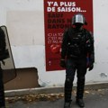 Drama u Parizu: Na stanici vitlao nožem, pretio ubistvo, policija zapucala