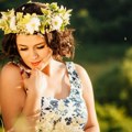 Samo za neudate devojke! Ovo bi trebalo da uradite na Đurđevdan. Staro narodno verovanje kaže da vam stiže ljubav i brak do…