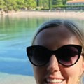 "Ovakve cene nisam videla ni na Sejšelima!" Holanđanka došla u Crnu Goru, pa ostala u šoku zbog papreno skupih ležaljki i…