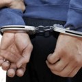 Kruševac: Tri osobe i policajac uhapšeni zbog trgovine narkoticima