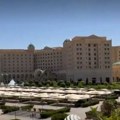 Ovo je hotel u kojem se odlučuje sudbina Ukrajine: Sastanak ruske i američke delegacije traje više od četiri sata (video)