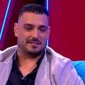 Dobro čuvana tajna Darka Lazića izašla na videlo Raskrinkao ga rođeni brat, pevač morao hitno da reaguje
