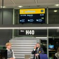 Srbi u panici zbog dronova! Nema slobodnih smeštaja u Minhenu, noć će provesti na aerodromu (video)
