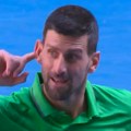 "Vuuuuh, vuuuuh": Novak Đoković obožava Australiju, a i ona njega, Srbin "prozivao" i publiku u Melburnu
