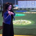 Dragana Mirković sa ćerkom Manuelom igra golf Objavila snimak i pokazala kako uživaju u Beču: "Prelepo veče" (video)
