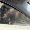 Zapalila se cisterna na auto-putu Atina-Korint, obustavljen saobraćaj