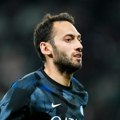 Problem za inter: Čalhanoglu odsustvuje dve do tri nedelje zbog povrede