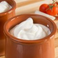 Domaće kiselo mleko od samo 3 sastojka