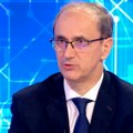 Premijer Macut osudio vandalski čin u Novom Sadu