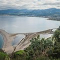 Tinejdžer poginuo na italijanskoj plaži - zatrpao ga pesak