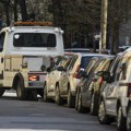 Da li su potrošači indirektno oštećeni: Od 1. avgusta i parking u Beogradu ide preko Alta banke VIDEO