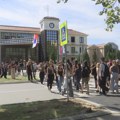 Protest podrške nastavnicima na poziv učenika gimnazije u Kragujevcu