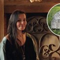 Crne mačke, simboli uklesani u kamen i kristali: Zavirite u kuću Elene Karaman na Kosmaju u kojoj izvodi rituale