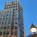 Uklonjen SNS baner sa palate Albanija