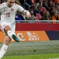 Javio se Kristijan Eriksen, oglasio se iz bolnice posle još jednog problema sa srcem, ovo je rekao igračima!