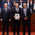 Uručeni ugovori za podršku nerazvijenim opštinama vredni 87 miliona dinara