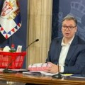 Vučić: U sredu je za mene, Malog i Momirovića doručak parizer, mi se ne igramo s narodom