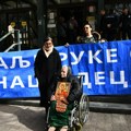 Četvrti protest u Novom Sadu u znak podrške Ani Mihaljici kojoj su oduzeta deca