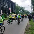 Studenti biciklisti krenuli iz Novog Sada ka Loznici: Prva pauza u Sremskoj Mitrovici, gde će i prenoćiti