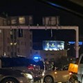 Stravična nesreća na Autokomandi: Učestvovalo više vozila, ima povređenih: Dve ekipe Hitne pomoći na terenu (foto)