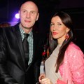 Mlađa je od njega više od dve decenije: Zbog nje je Snežanu Dakić ostavio muž - bila mu sekretarica, pa žena, a onda je…